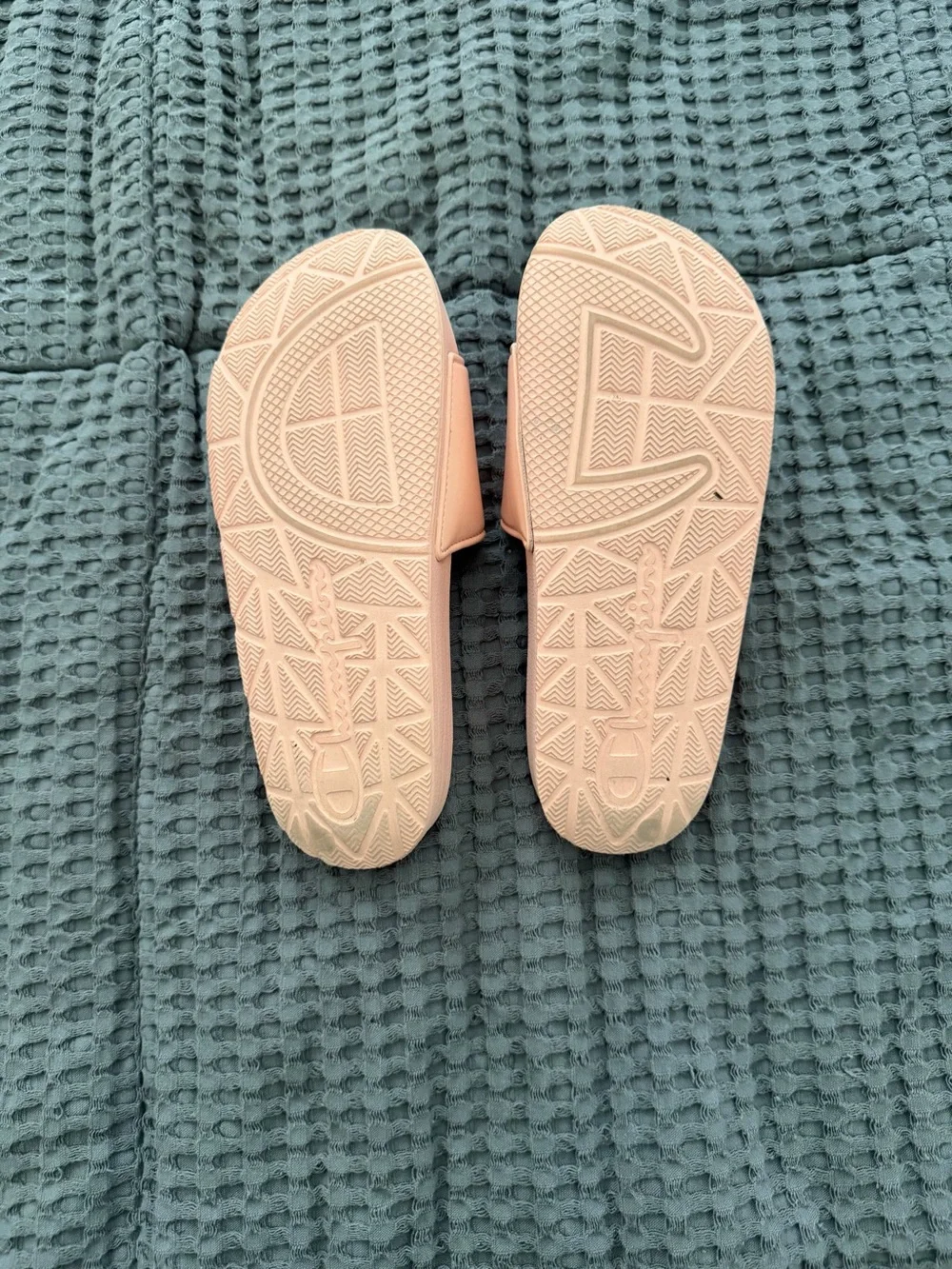 Champion Girls Pink Slides Size 2 Slip On Sandals